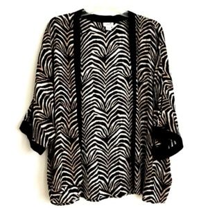 Jaclyn Smith Cardigan Open Cape Leopard Dolman